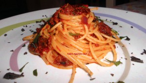 Spaghetti con Pomodori Srcchi Sottolio e 'Nudja di Spilinga_Fotor